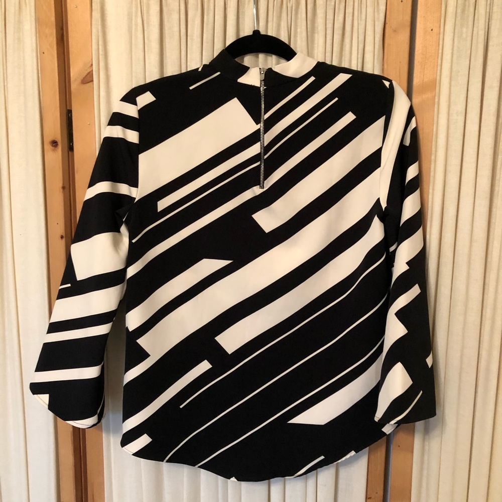 Zara Basic blouse - Picture 2 of 3